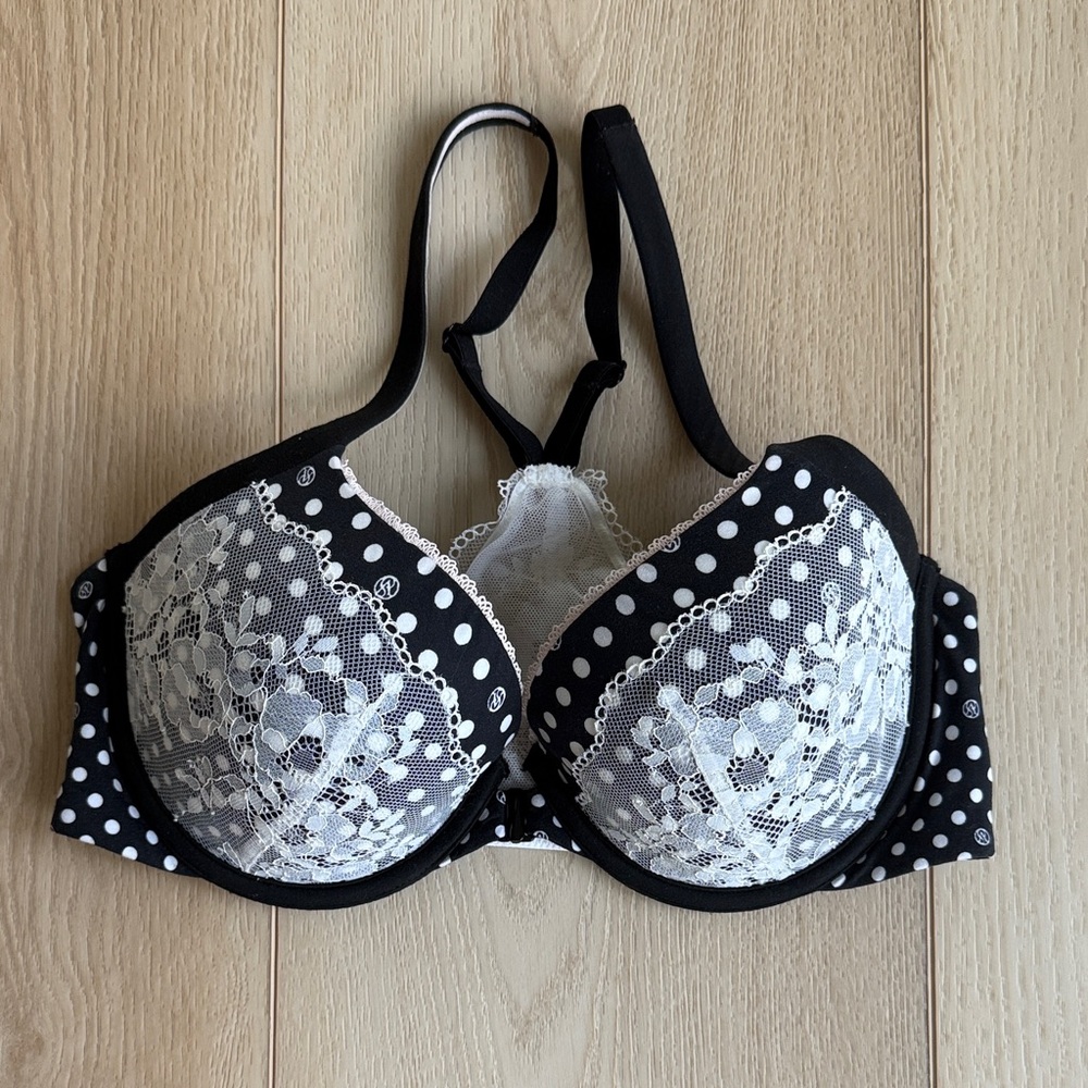 Victoria's Secret Lace Body by Victoria Racerback Demi Push-Up Bra